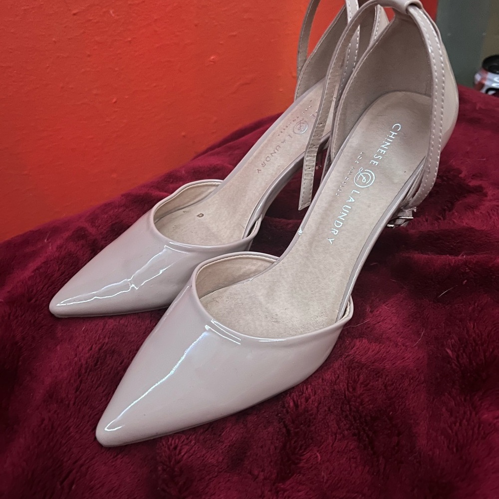 Chinese Laundry Cream Heels Elegant Pointed-Toe Pumps